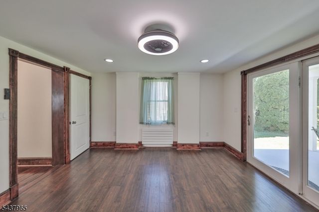441 Maple Ave, Pohatcong Twp., NJ 08865