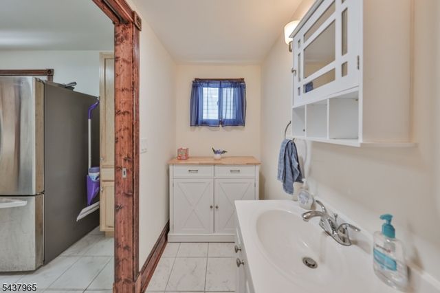 441 Maple Ave, Pohatcong Twp., NJ 08865