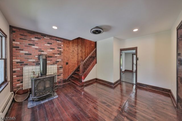 441 Maple Ave, Pohatcong Twp., NJ 08865
