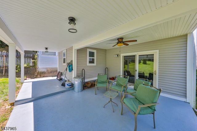 441 Maple Ave, Pohatcong Twp., NJ 08865
