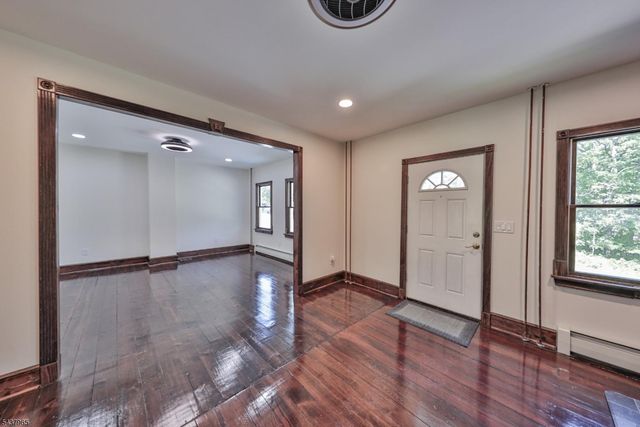 441 Maple Ave, Pohatcong Twp., NJ 08865