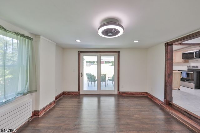 441 Maple Ave, Pohatcong Twp., NJ 08865