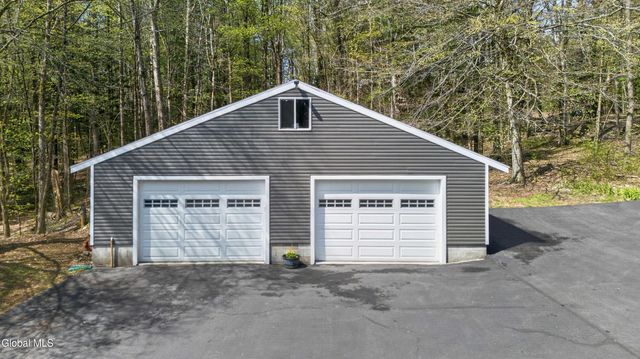 127 Crannel Road, Galway, NY 12074
