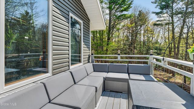 127 Crannel Road, Galway, NY 12074