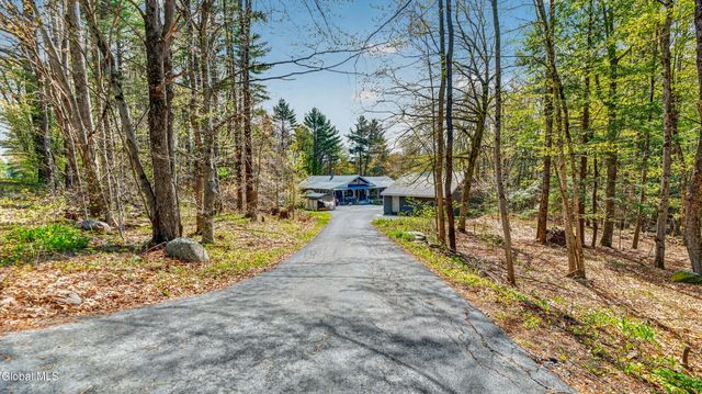 127 Crannel Road, Galway, NY 12074