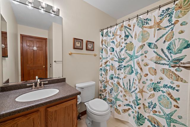 723 Silk Oak Lane, Crystal Lake, IL 60014