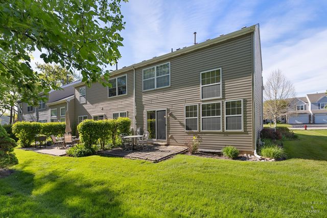 723 Silk Oak Lane, Crystal Lake, IL 60014