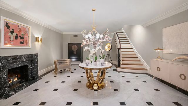 113 E 64TH Street, New York City, NY 10065