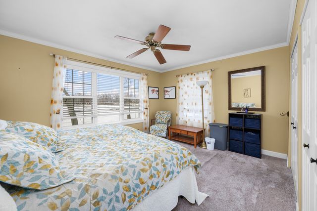 3640 N Shore Drive, Moline, IL 61265