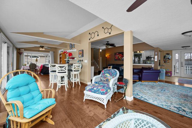 3640 N Shore Drive, Moline, IL 61265