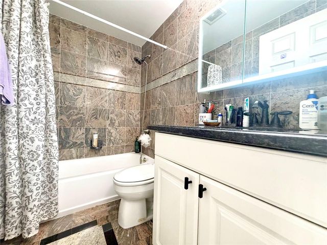 934 NE 27th Ave, Hallandale Beach, FL 33009