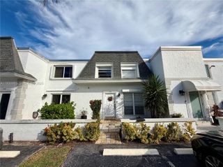 934 NE 27th Ave, Hallandale Beach, FL 33009