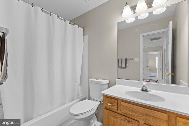 6217 OSCAR CT, Woodbridge, VA 22193
