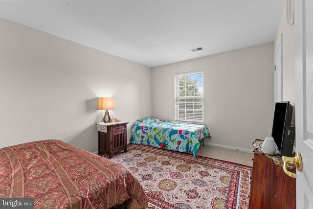 6217 OSCAR CT, Woodbridge, VA 22193