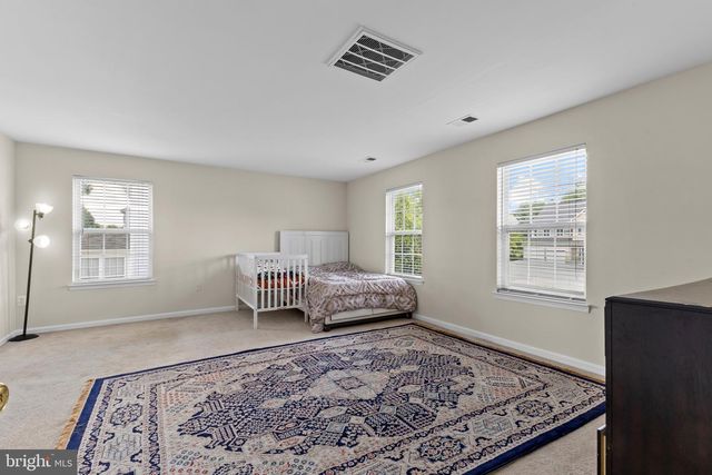 6217 OSCAR CT, Woodbridge, VA 22193