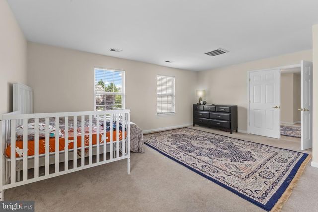 6217 OSCAR CT, Woodbridge, VA 22193
