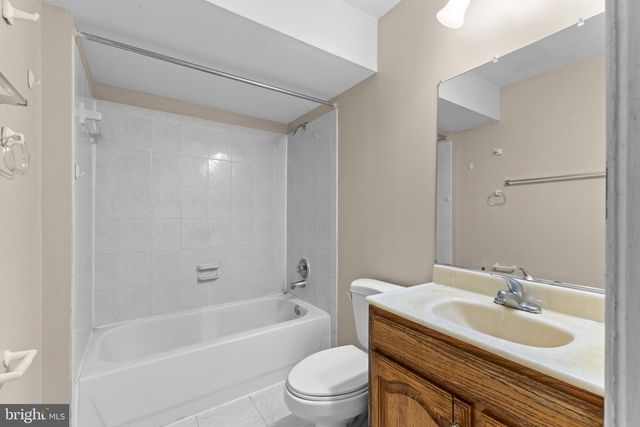 6217 OSCAR CT, Woodbridge, VA 22193