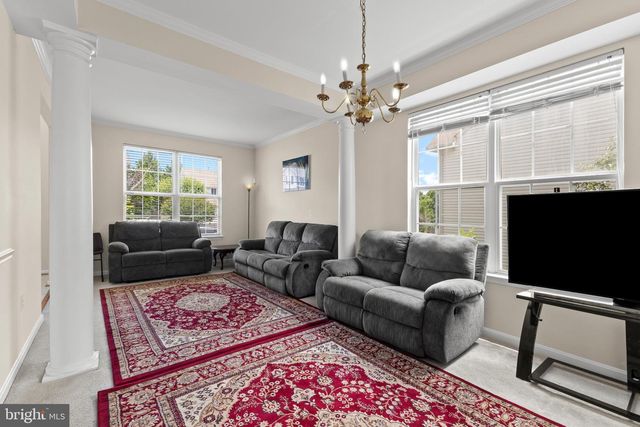 6217 OSCAR CT, Woodbridge, VA 22193