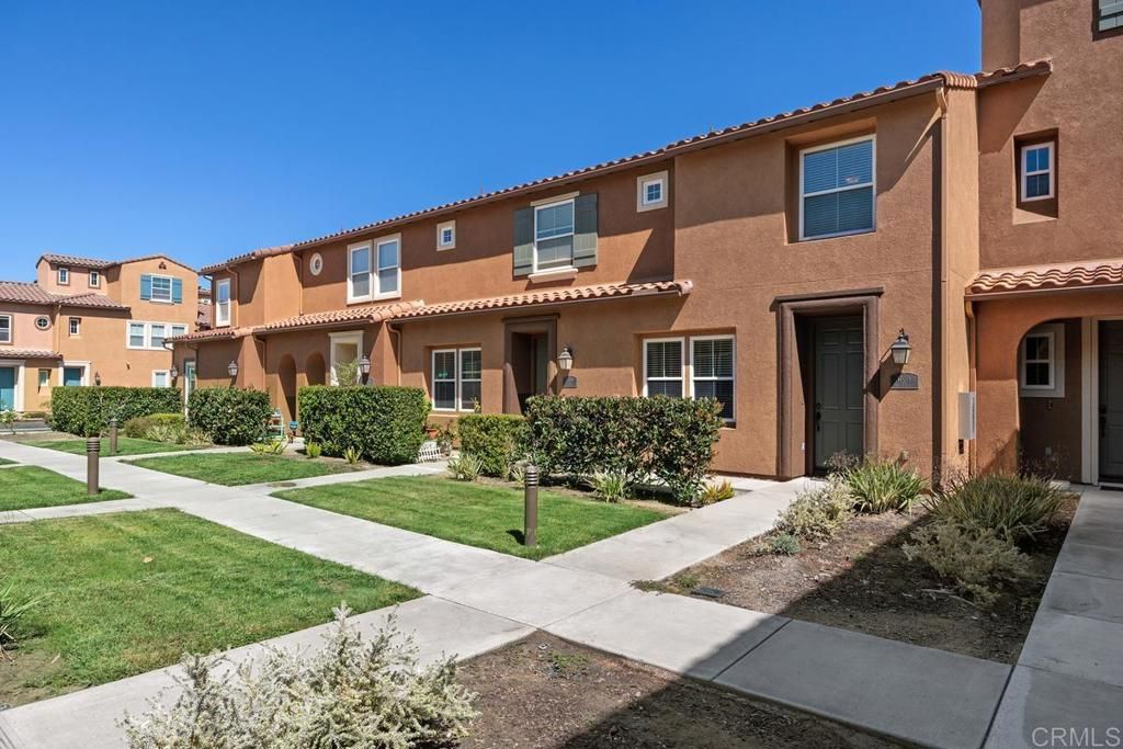 17019 Camino Marcilla 11, San Diego, CA 92127 — photo 2