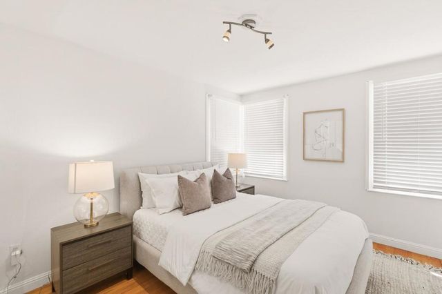 1091 15th Avenue, Redwood City, CA 94063