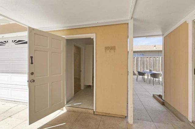 1091 15th Avenue, Redwood City, CA 94063