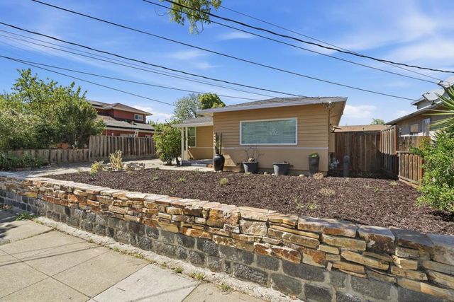 1091 15th Avenue, Redwood City, CA 94063