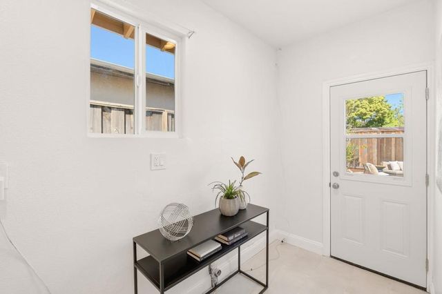 1091 15th Avenue, Redwood City, CA 94063