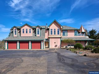 17489 Highway 22, Dallas, OR 97338