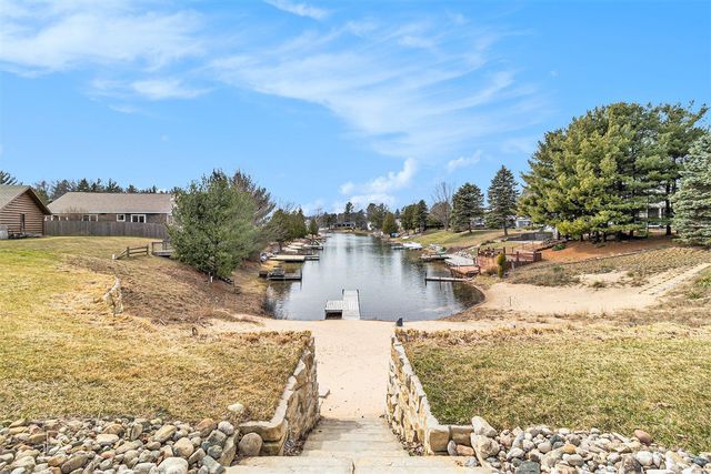 1641 N Arrowhead Drive, Mears, MI 49436