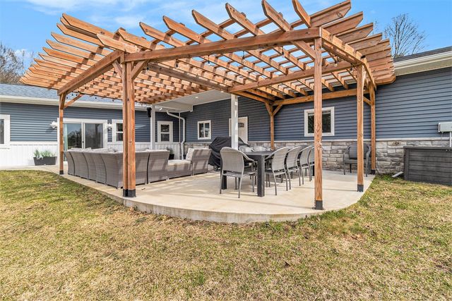 1641 N Arrowhead Drive, Mears, MI 49436