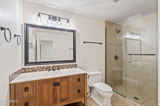 2055 W Edgemont Avenue, Phoenix, AZ 85009