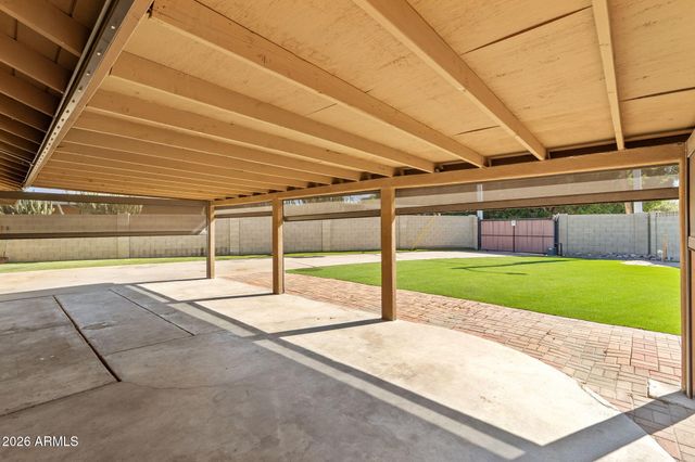 2055 W Edgemont Avenue, Phoenix, AZ 85009