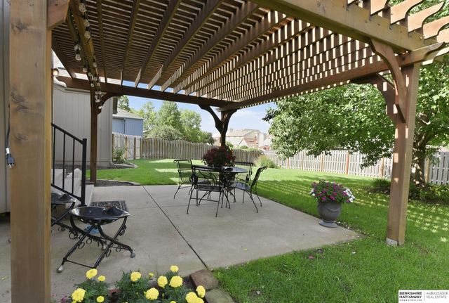 4216 N 163rd Street, Omaha, NE 68116