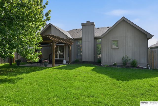4216 N 163rd Street, Omaha, NE 68116