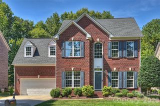 5632 Wrenfield Court, Charlotte, NC 28277
