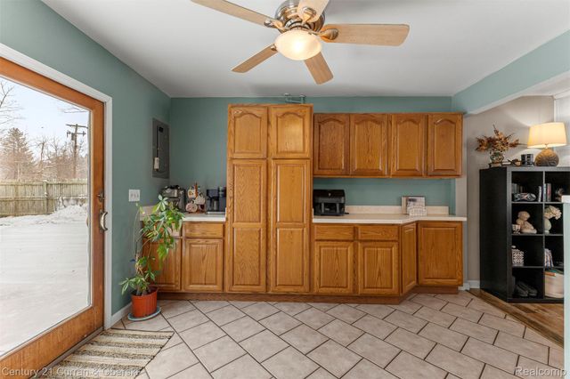 14125 Conover Place, Romulus, MI 48174