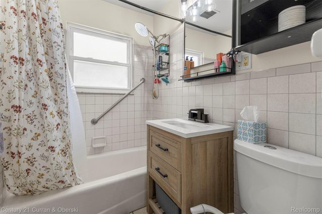 14125 Conover Place, Romulus, MI 48174