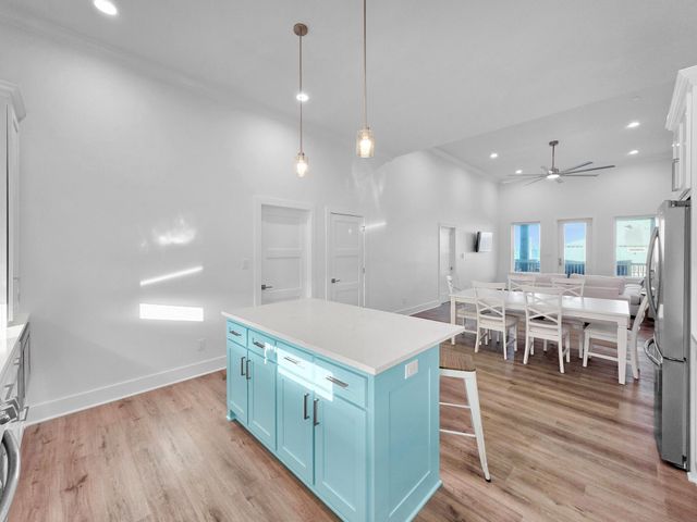 1221 Gulf Road, Crystal Beach, TX 77650