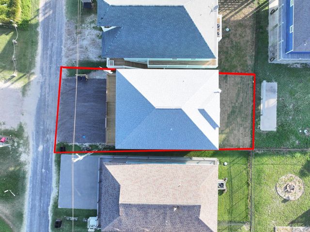 1221 Gulf Road, Crystal Beach, TX 77650