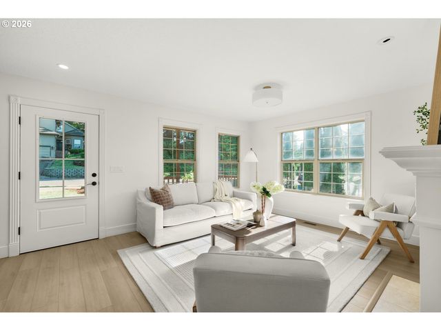 10618 Sw GARDEN PARK Pl, Portland, OR 97223