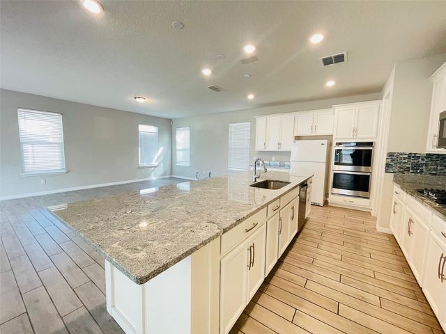 8892 LAKE HALL LANE, Oviedo, FL 32765