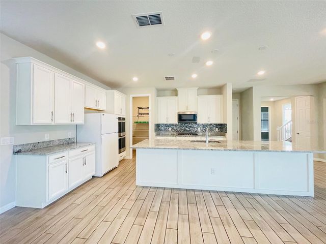 8892 LAKE HALL LANE, Oviedo, FL 32765