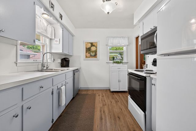 1903 Langley Avenue, St. Joseph City, MI 49085