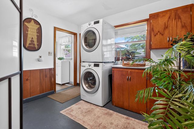 1903 Langley Avenue, St. Joseph City, MI 49085