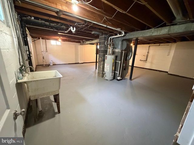 2311 SHERMAN AVE, Wilmington, DE 19804