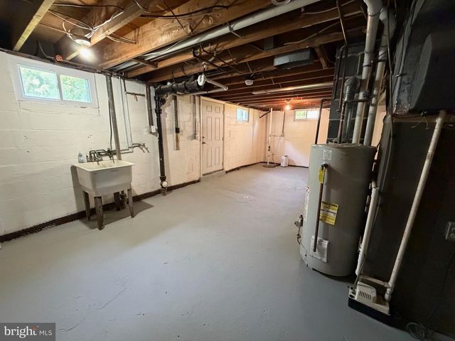 2311 SHERMAN AVE, Wilmington, DE 19804
