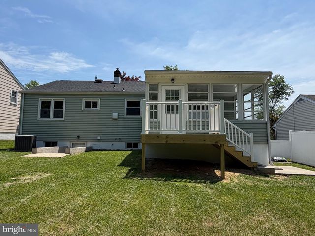 2311 SHERMAN AVE, Wilmington, DE 19804
