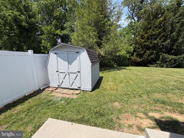 2311 SHERMAN AVE, Wilmington, DE 19804