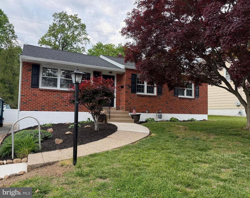 2311 SHERMAN AVE, Wilmington, DE 19804