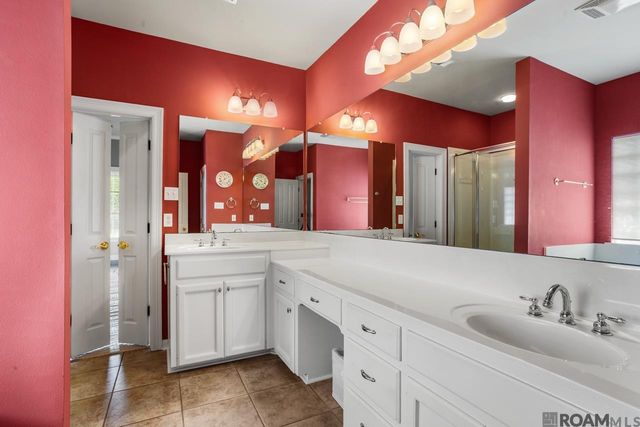 4397 Pasture Clear Ct, Zachary, LA 70791